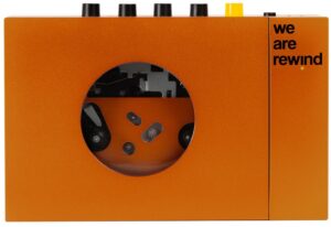 we are rewind Serge Kassettenspieler-/Rekorder mit Bluetooth orange